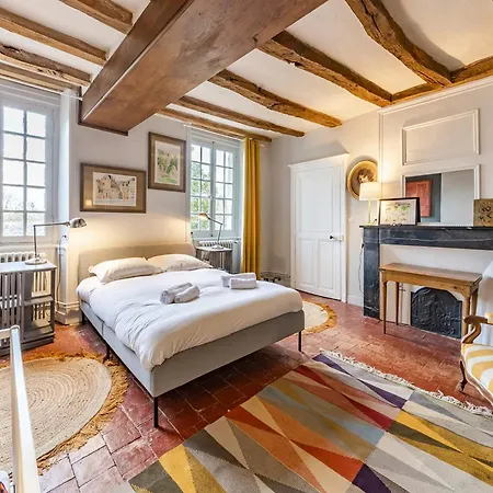 Holiday home Les Rangeardieres Piscine Familial Saint-Barthelemy-d'Anjou