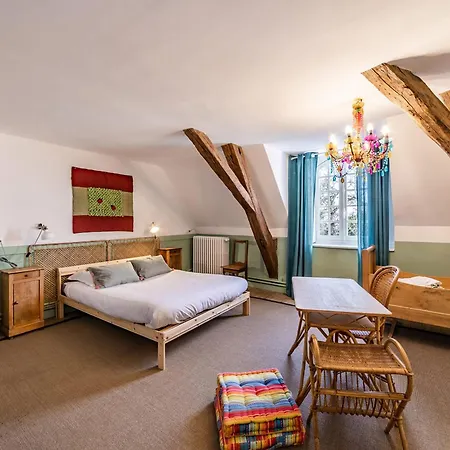 Les Rangeardieres Piscine Familial Holiday home